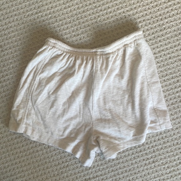 Aerie cream sweat shorts - Picture 2 of 3